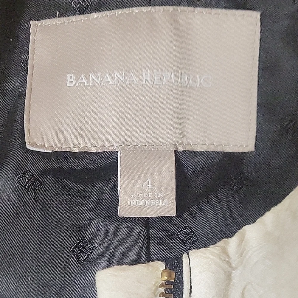 Banana Republic Black and White Striped  Womon Jacket - Picture 2 of 4